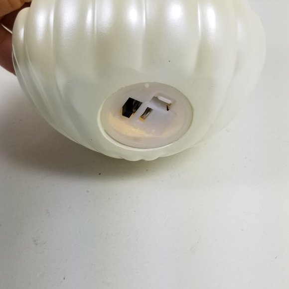 Sanrio Popom Shell with rainbow, stars and cloud Led Night Light /Cake topper - Picture 9 of 16